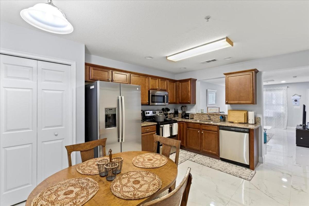 King Bed Cozy Townhouse 10 Min From Uf Villa Gainesville Exterior photo